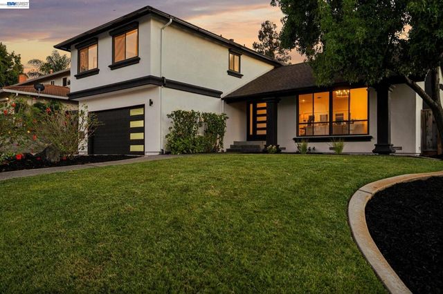 2875 Norcrest Dr, San Jose, CA 95148