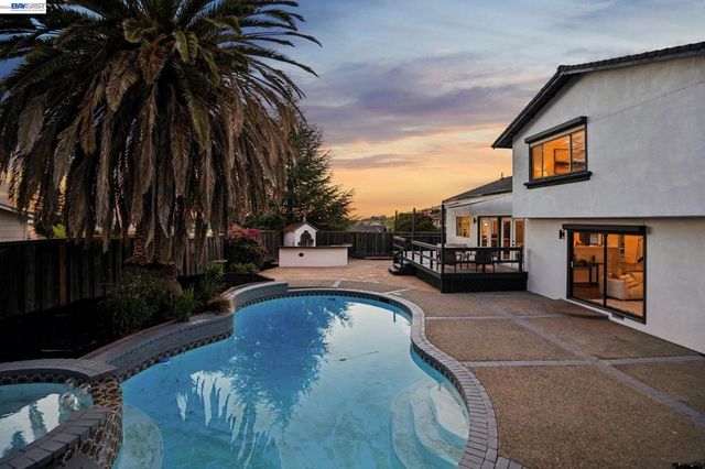 2875 Norcrest Dr, San Jose, CA 95148