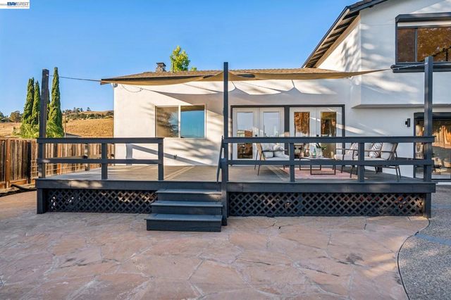 2875 Norcrest Dr, San Jose, CA 95148