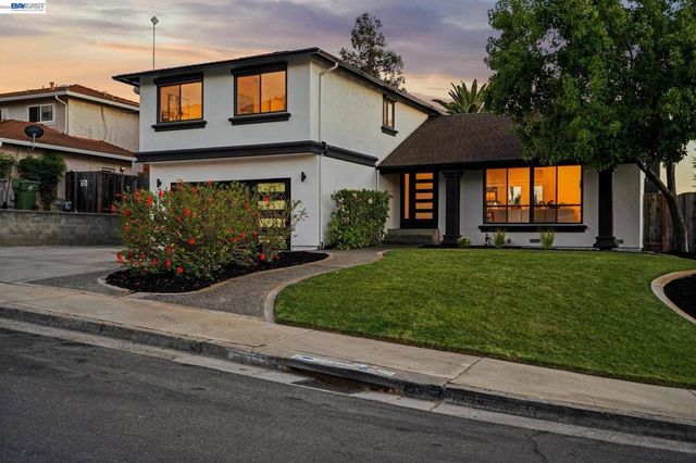 2875 Norcrest Dr, San Jose, CA 95148