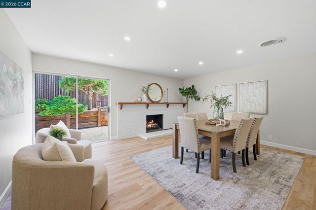 2465 Wright Ave, Pinole, CA 94564