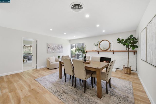 2465 Wright Ave, Pinole, CA 94564