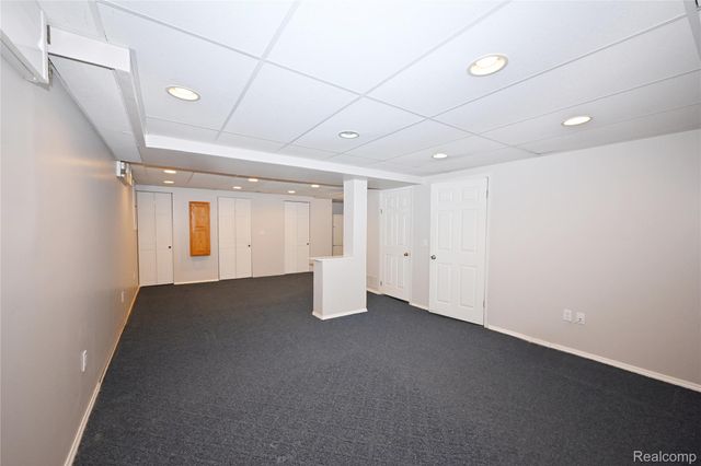7274 Westchester Road 8, West Bloomfield Charter Township, MI 48322