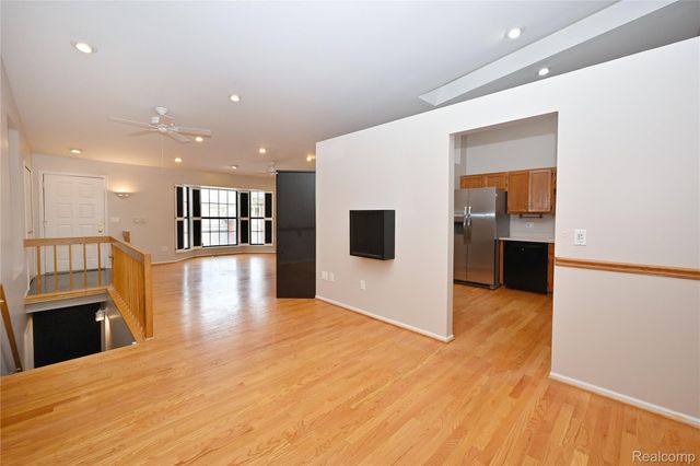 7274 Westchester Road 8, West Bloomfield Charter Township, MI 48322
