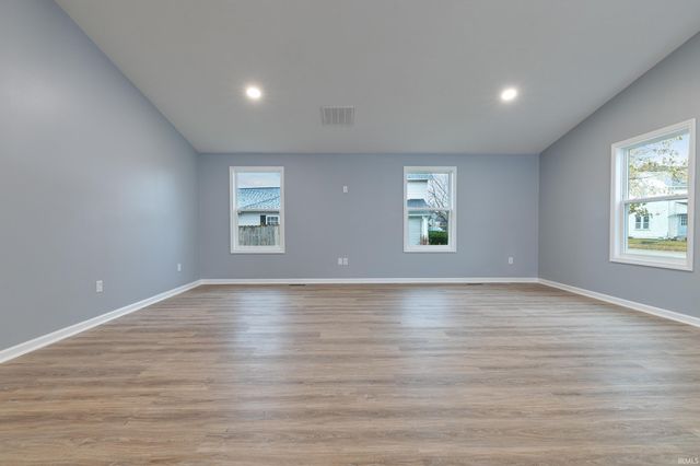 1002 N Harrison Street, Alexandria, IN 46001