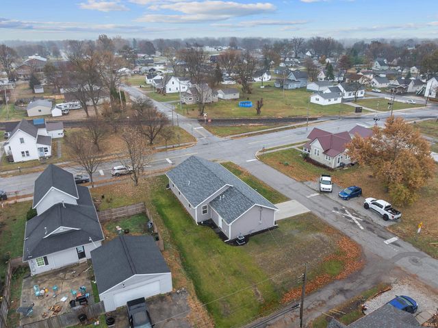 1002 N Harrison Street, Alexandria, IN 46001