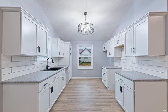 1002 N Harrison Street, Alexandria, IN 46001