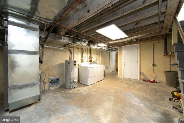 616 JAMESTOWN ST, Philadelphia, PA 19128