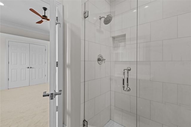 1008 PASEO DEL RIO NE, St Petersburg, FL 33702