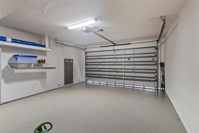 1008 PASEO DEL RIO NE, St Petersburg, FL 33702