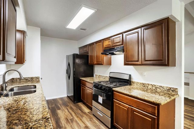7218 Camino Verde Drive, Houston, TX 77083
