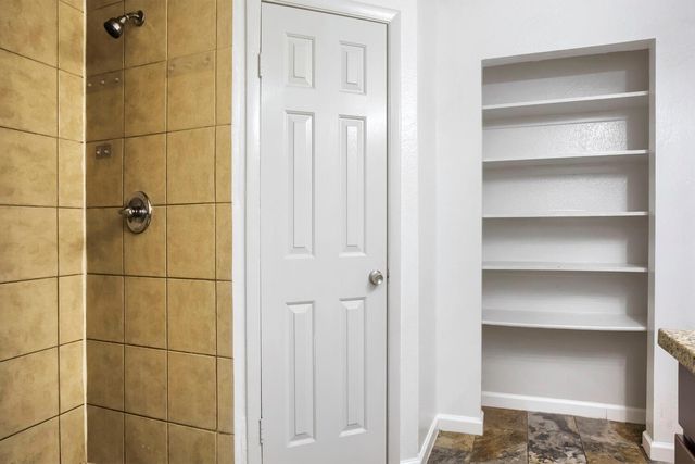 7218 Camino Verde Drive, Houston, TX 77083