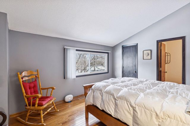 3275 Hill Ridge Drive 29, Eagan, MN 55121