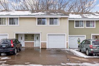 3275 Hill Ridge Drive 29, Eagan, MN 55121