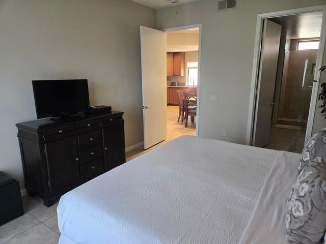 28923 Isleta Court, Cathedral City, CA 92234