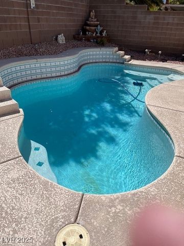 8109 Chevoit Court, Las Vegas, NV 89129