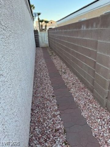 8109 Chevoit Court, Las Vegas, NV 89129