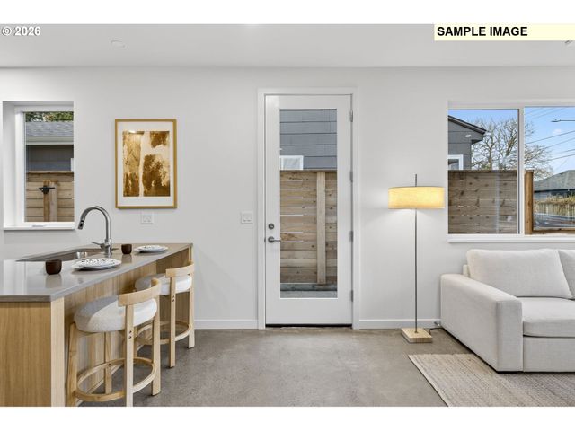 4481 Ne 41st Ave, Portland, OR 97211