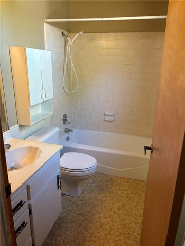 12421 Lowden LN A, Manchaca, TX 78652