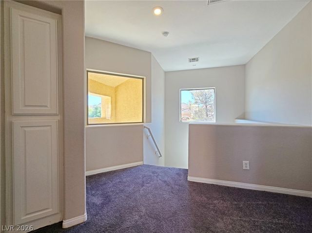 6901 Trace Hollow Street, Las Vegas, NV 89149