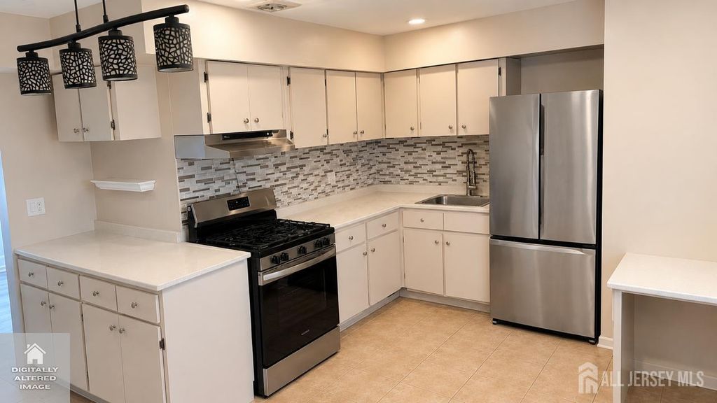 30 Judson Street 2A, Edison, NJ 08837