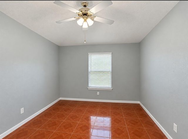 13618 Sablegrove Lane, Houston, TX 77014