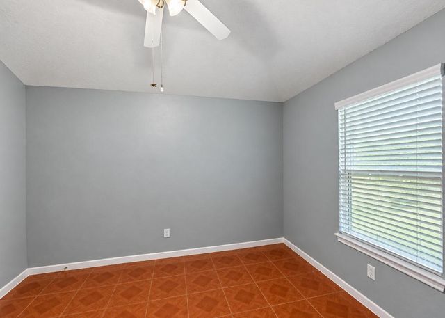 13618 Sablegrove Lane, Houston, TX 77014