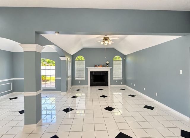 13618 Sablegrove Lane, Houston, TX 77014