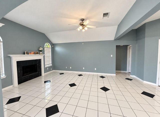 13618 Sablegrove Lane, Houston, TX 77014