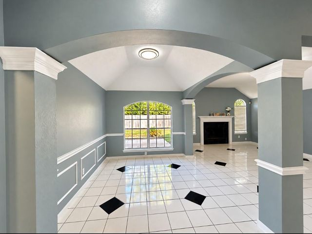 13618 Sablegrove Lane, Houston, TX 77014
