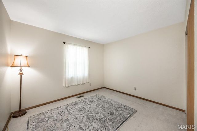 44 Belle Crest Drive, Belleville, IL 62221