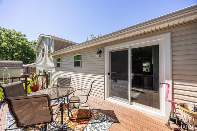 44 Belle Crest Drive, Belleville, IL 62221