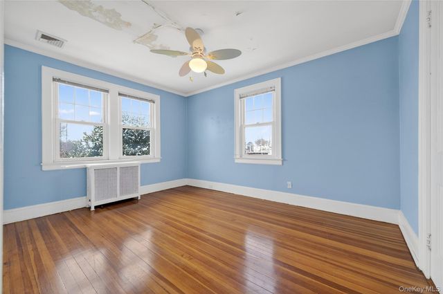 225 Nassau Boulevard, Garden City, NY 11530