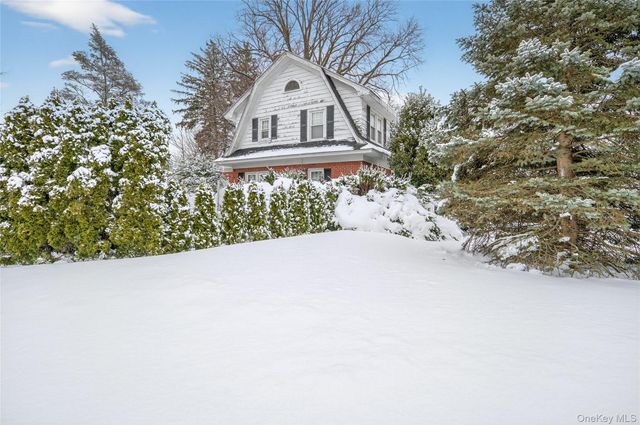 225 Nassau Boulevard, Garden City, NY 11530