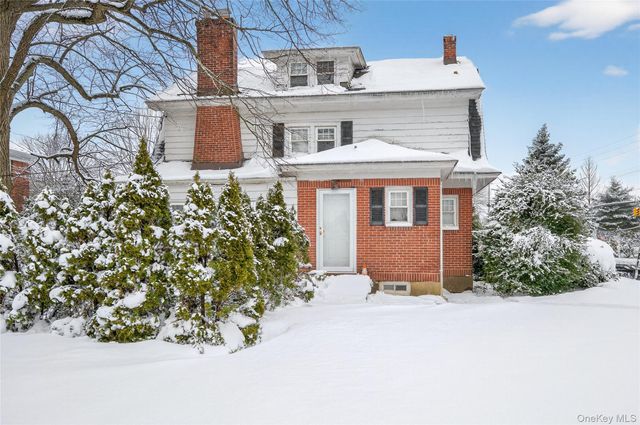 225 Nassau Boulevard, Garden City, NY 11530