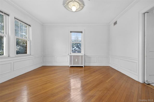 225 Nassau Boulevard, Garden City, NY 11530