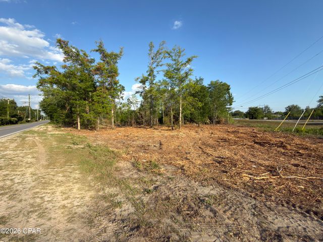 000 Campflowers Road, Youngstown, FL 32466