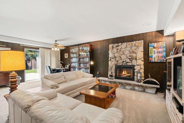 9732 Kildare Avenue, Skokie, IL 60076