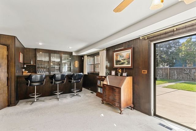 9732 Kildare Avenue, Skokie, IL 60076