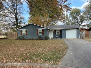 1021 Granite Street, Siloam Springs, AR 72761