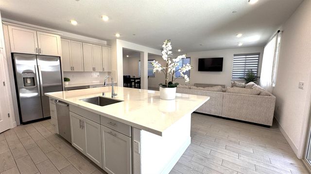 1072 Blue Range Way, Roseville, CA 95747