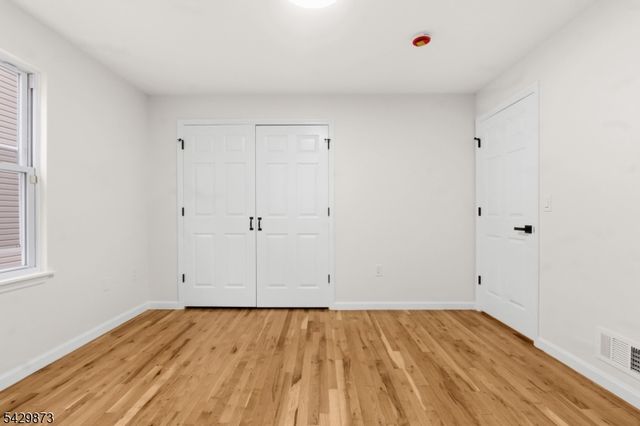 148 N Munn Ave, East Orange City, NJ 07017