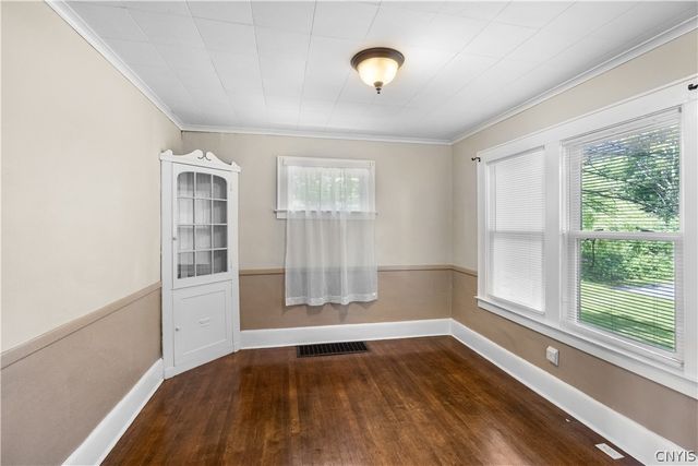 158 Baldwin Ave, Syracuse, NY 13205