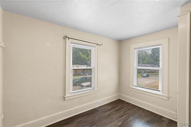 158 Baldwin Ave, Syracuse, NY 13205