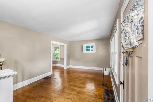158 Baldwin Ave, Syracuse, NY 13205