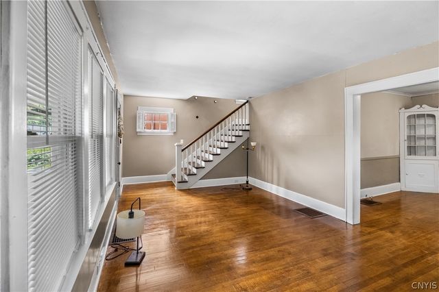 158 Baldwin Ave, Syracuse, NY 13205