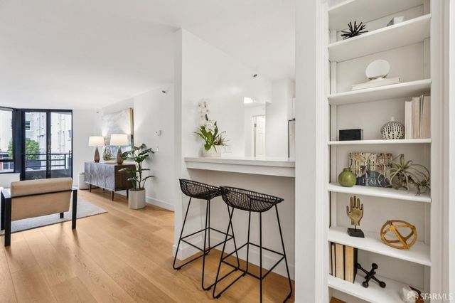 900 Bush Street 512, San Francisco, CA 94109