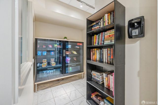 900 Bush Street 512, San Francisco, CA 94109