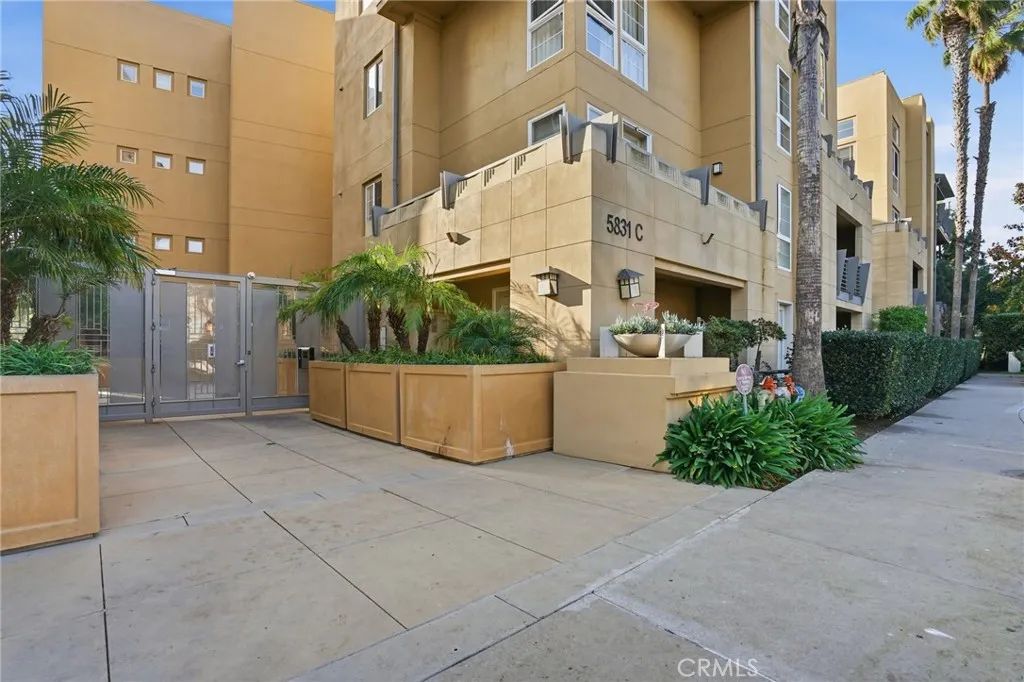 5831 Seawalk 240, Playa Vista, CA 90094
