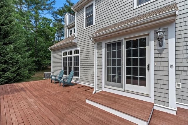 92 Cross St, Marshfield, MA 02050